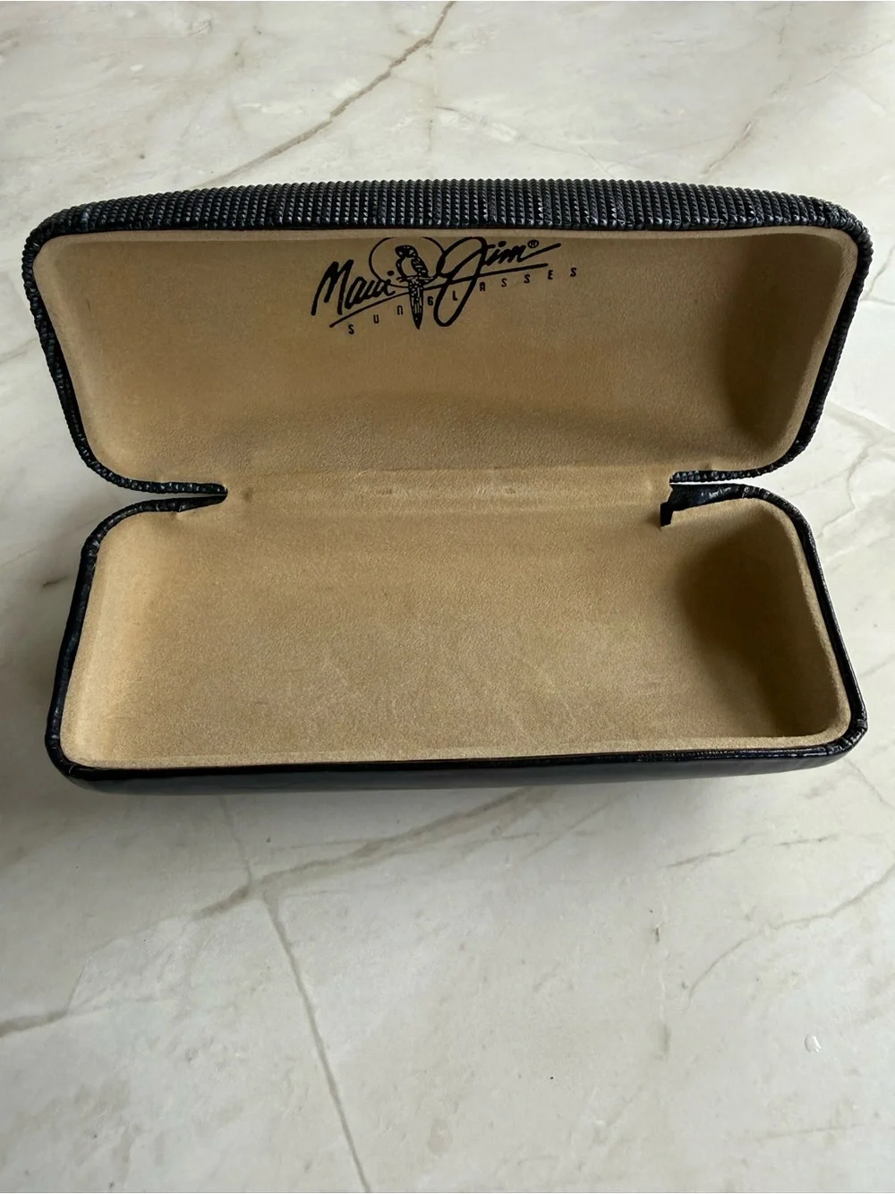 Maui Jim Black Textured Sunglasses Case